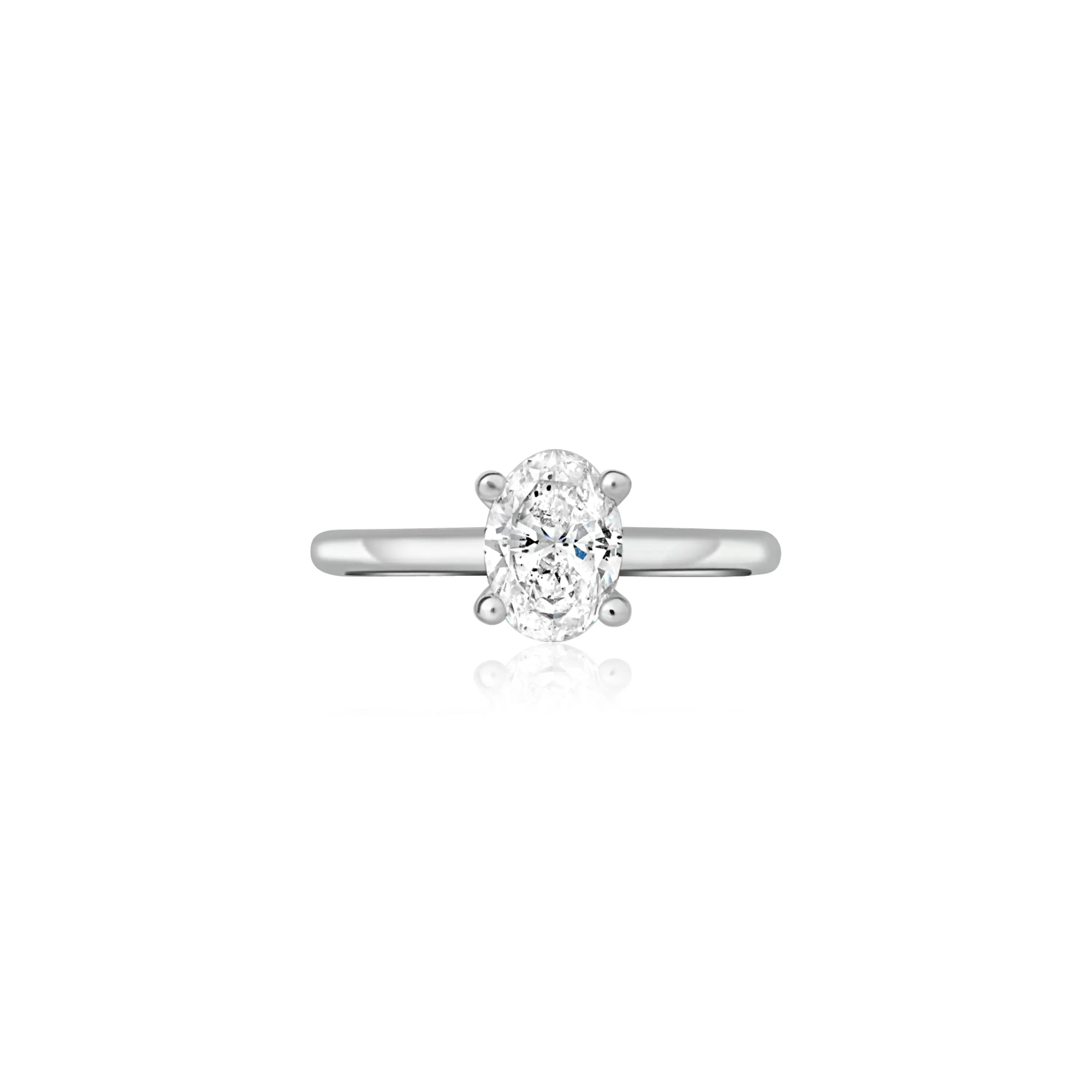 Anel Solitário com Diamante Oval em Ouro Branco-JJ Diamond