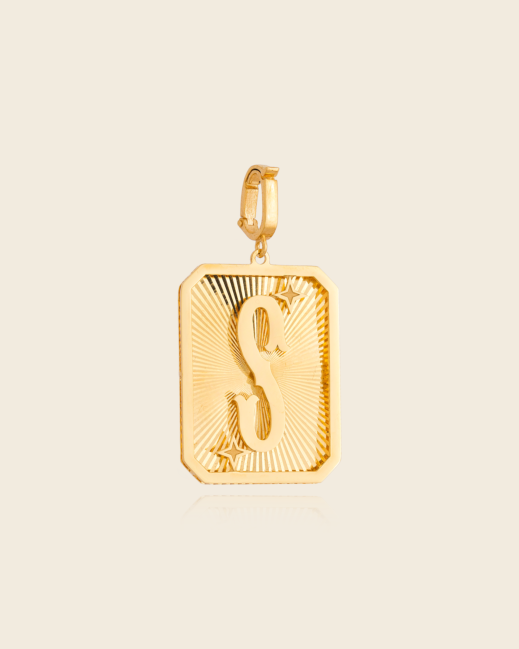 Pingente Placa Alphabet com Letra em Ouro Amarelo