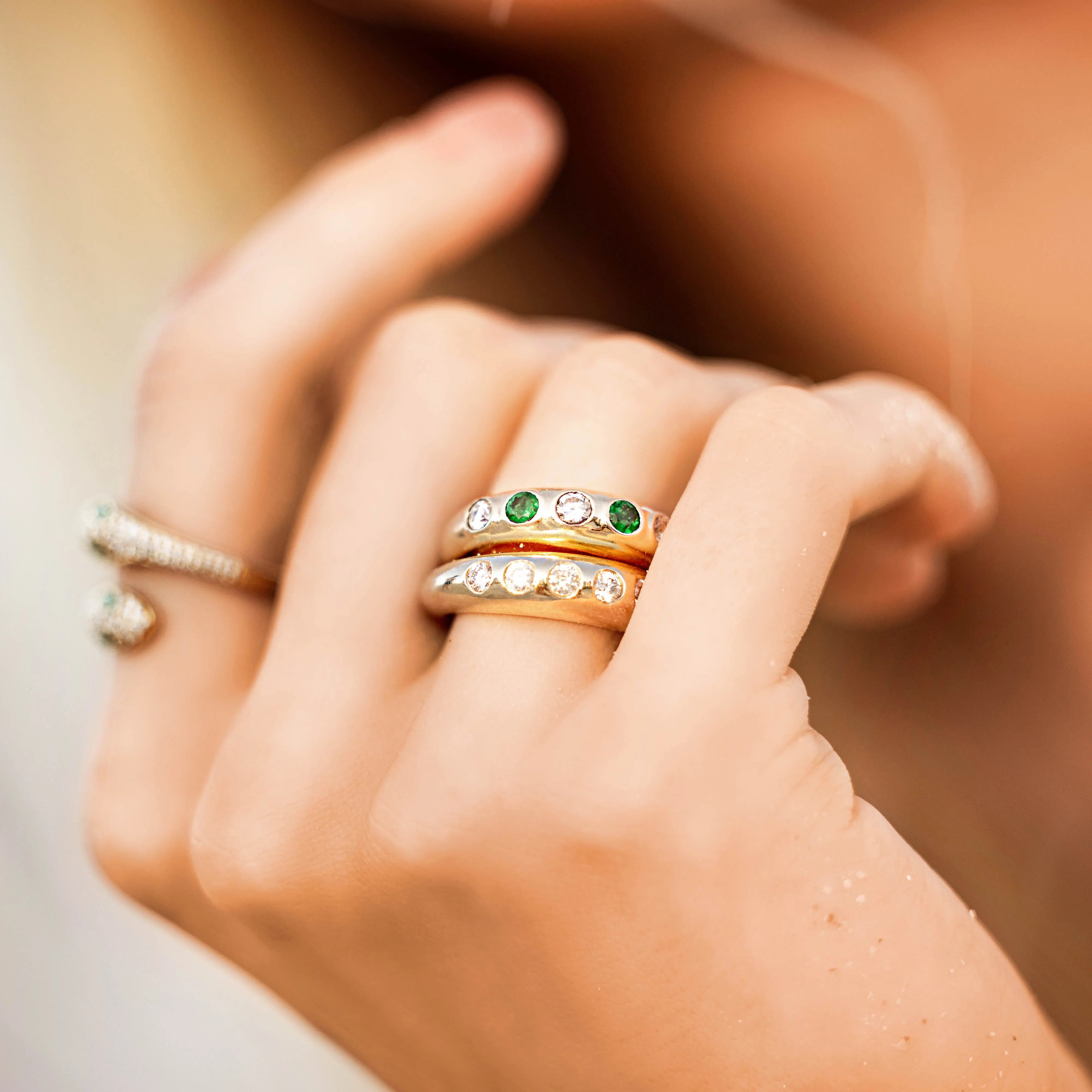 Anel Gypsy com Diamantes em Ouro Amarelo - JJ Diamond