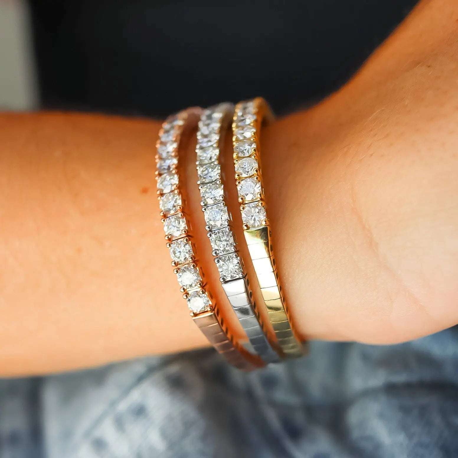 Bracelete Flexível com Diamantes em Ouro